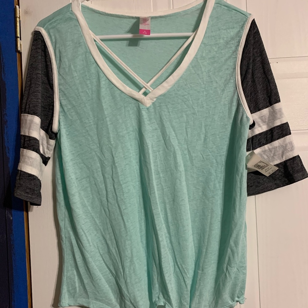 Short sleeve